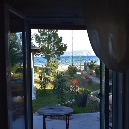 Bouka Beachfront Lejlighed Agios Nikolaos (Corfu)