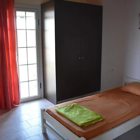 Bouka Beachfront Apartment Agios Nikolaos (Corfu)