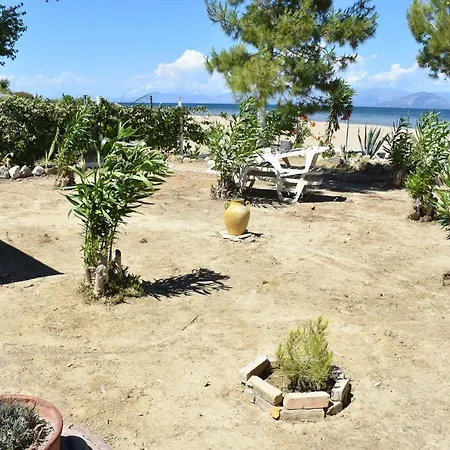 Apartment Bouka Beachfront