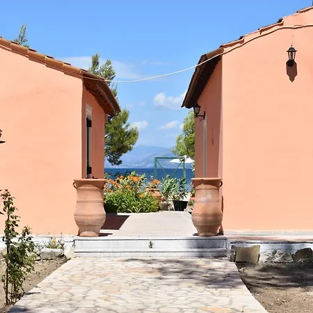 Bouka Beachfront Apartment